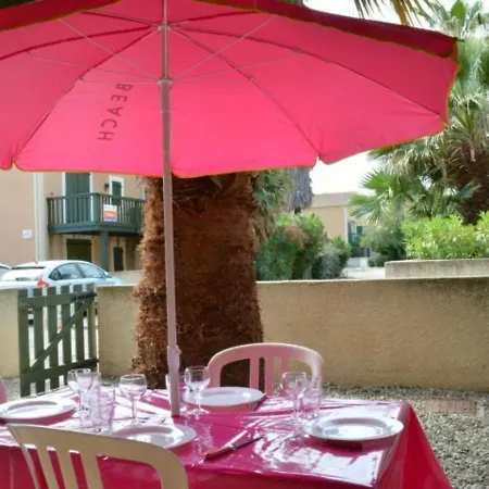 2 Pieces Avec Terrasse Pres De La Plage, Piscine Et Commerces A - Fr-1-229b-731 Daire